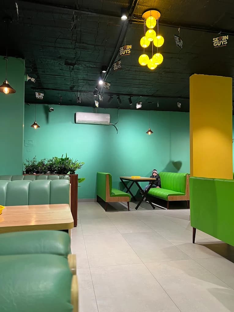 Seven Guys — freshly made food in Gujranwala