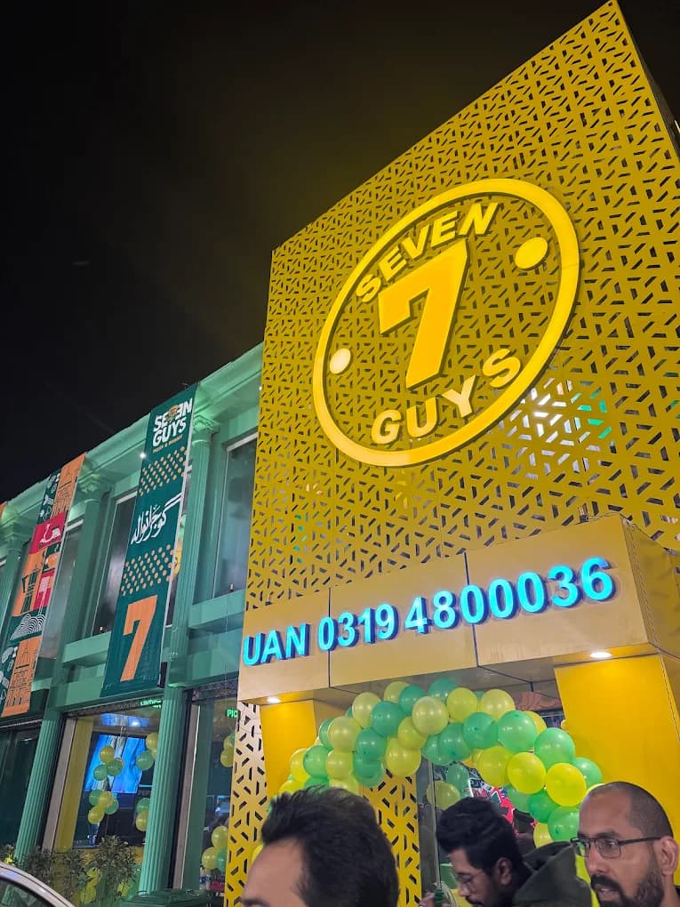 Seven Guys — fresh food, Gujranwala